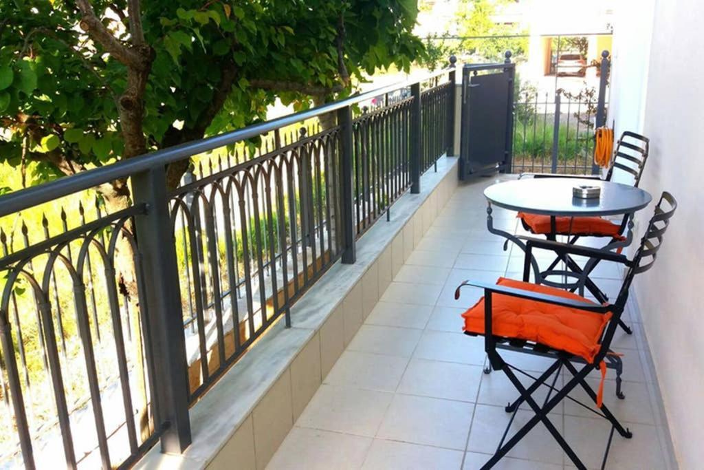 New, Modern, Bright And Independent Apartment 83 M2, With Garden, 5Min To The Beach And The City Center Kalamata Dış mekan fotoğraf