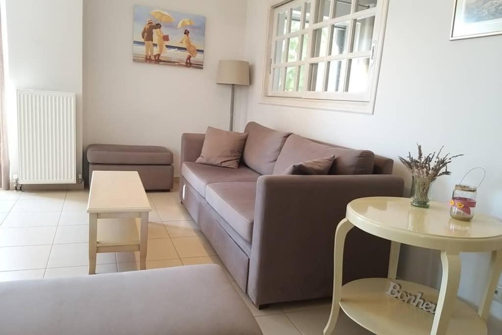 New, Modern, Bright And Independent Apartment 83 M2, With Garden, 5Min To The Beach And The City Center Kalamata Dış mekan fotoğraf